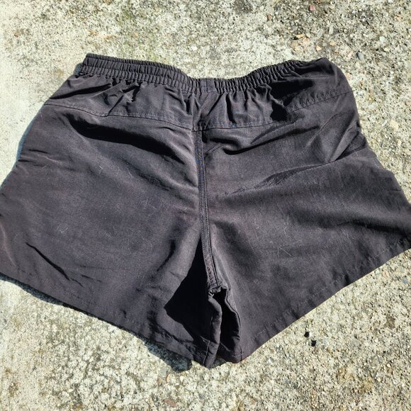 Four Patagonia Baggies Shorts - Picture 9 of 14
